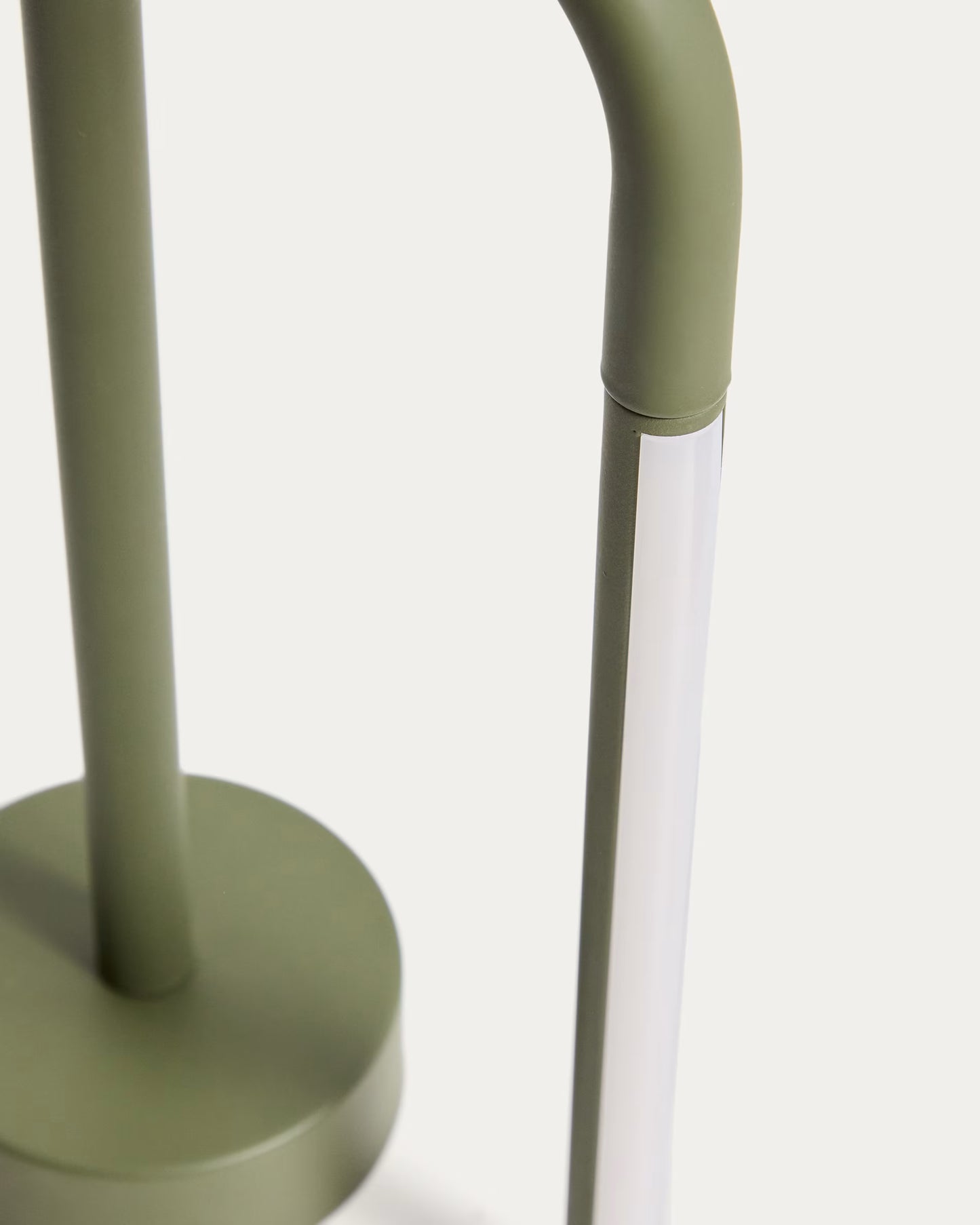 Lampada da tavolo portatile Bow in alluminio verde