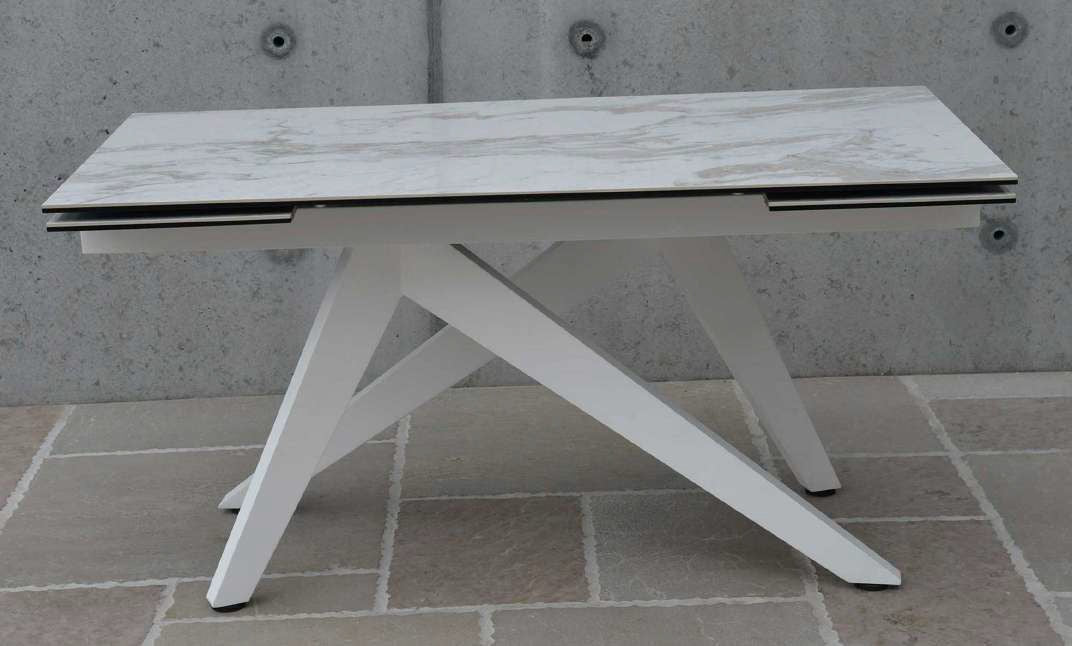 Tavolo Art. 947