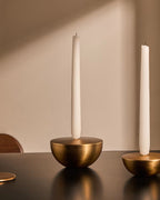 Candelabro grande Quira in acciaio inossidabile dorato