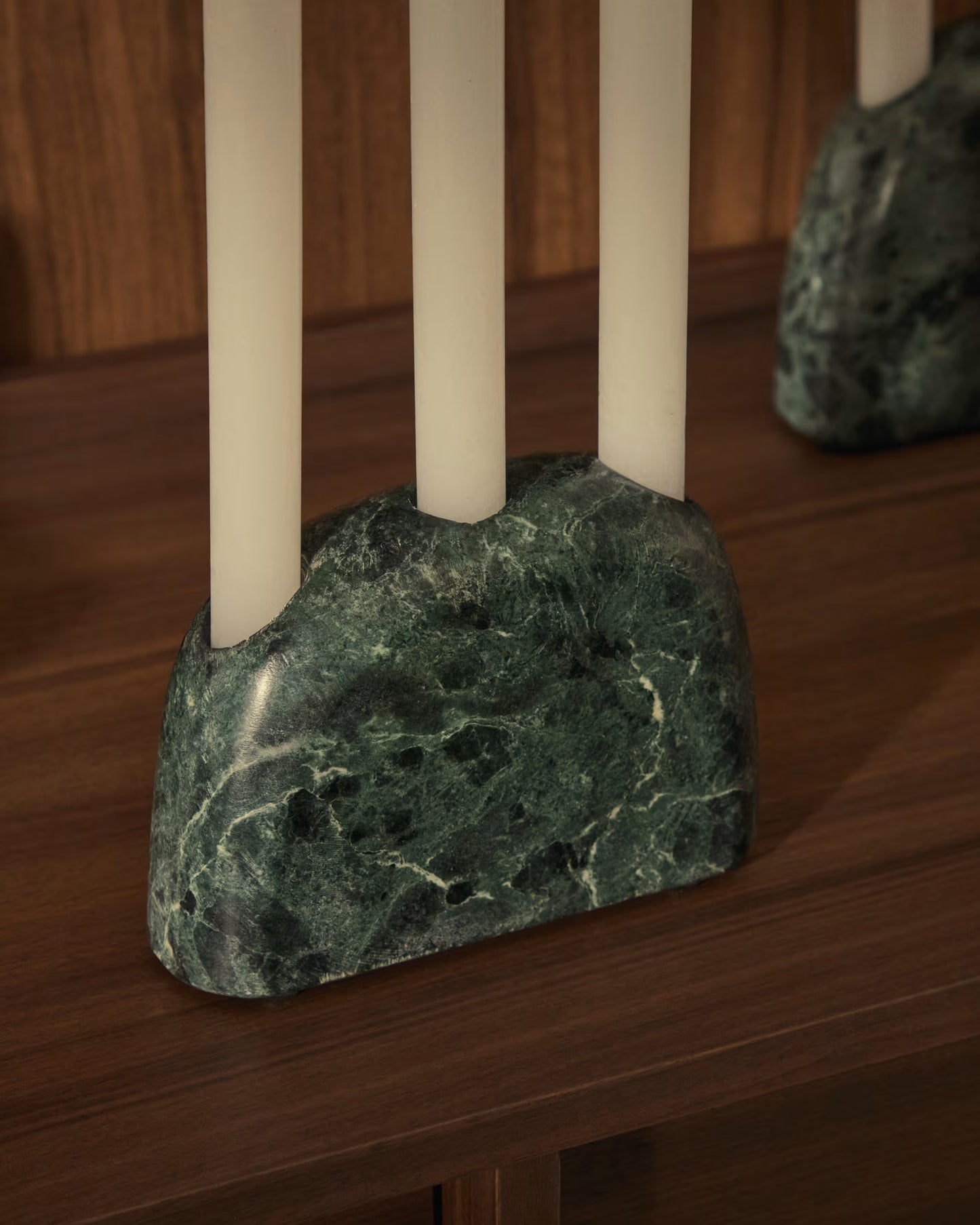 Candelabro medio Signe in marmo verde 10 cm