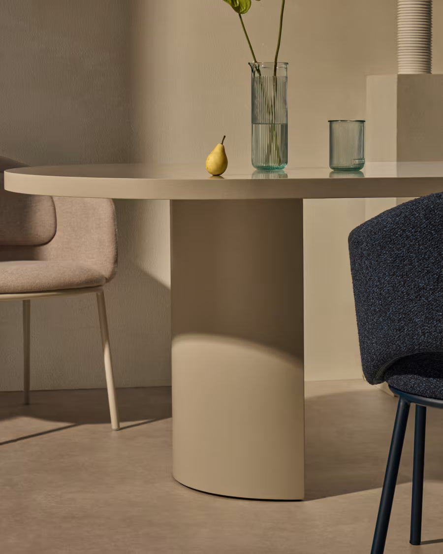 Tavolo Nealy MDF laccato con finitura écru 240 x 100 cm