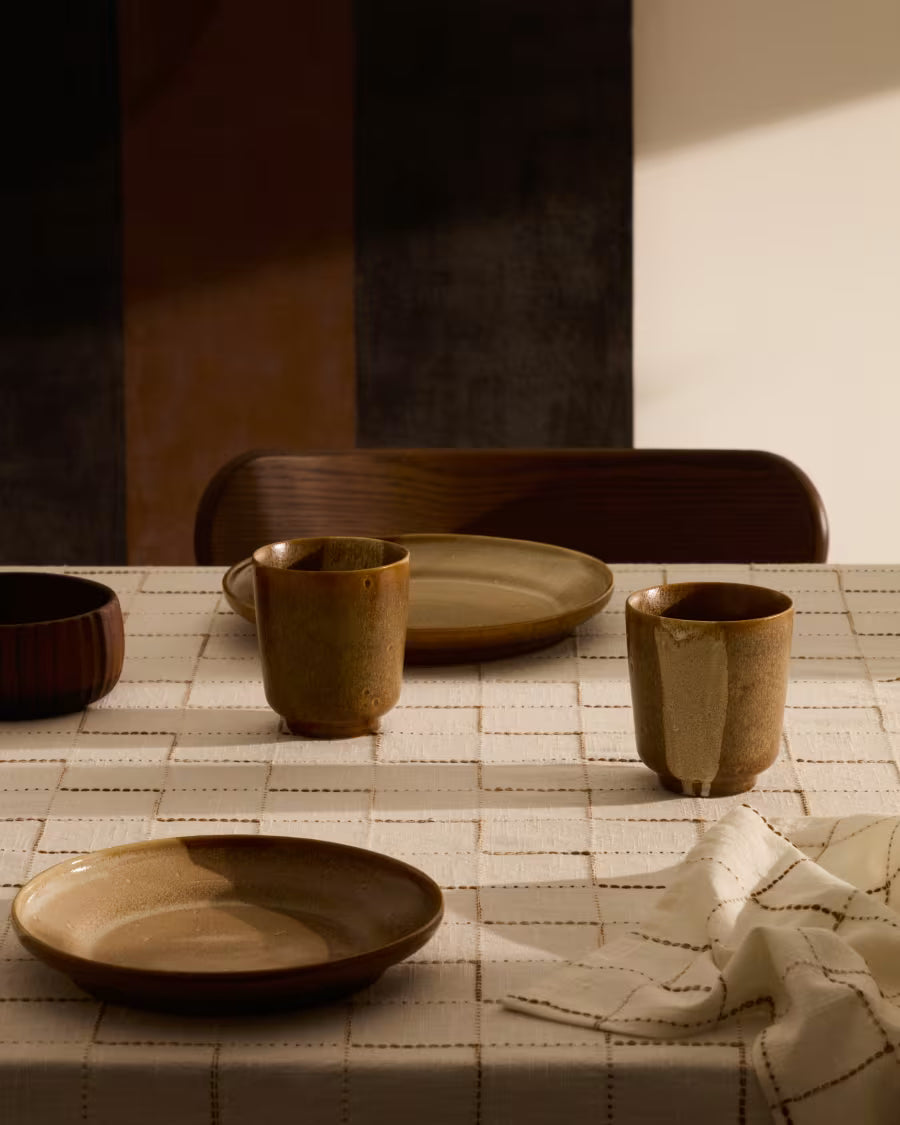 Tazza Nagoli in ceramica marrone