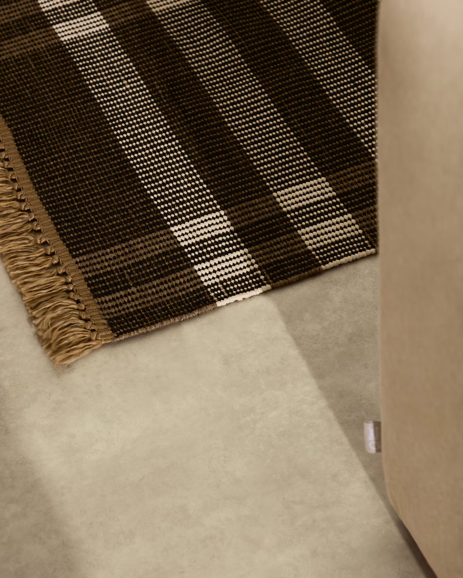 Tappeto Barani in fibre sintetiche marrone e nero 60 x 90 cm