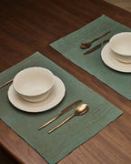 Set di 2 tovagliette Flia in lino e cotone verde con ricamo in lurex verde 30 x 50 cm