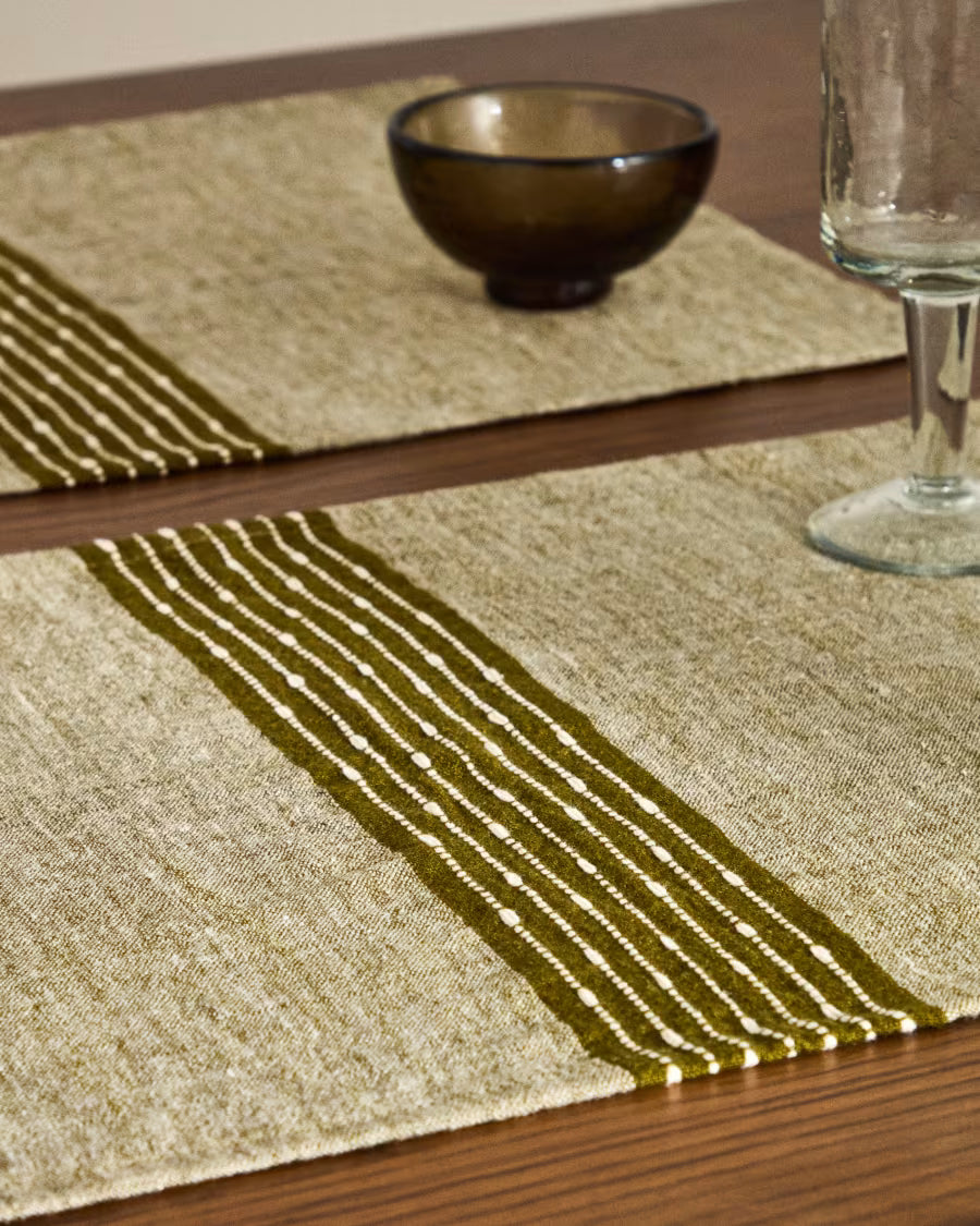 Set Calena di 2 tovagliette in jacquard di lino con riga centrale verde 35 x 50 cm