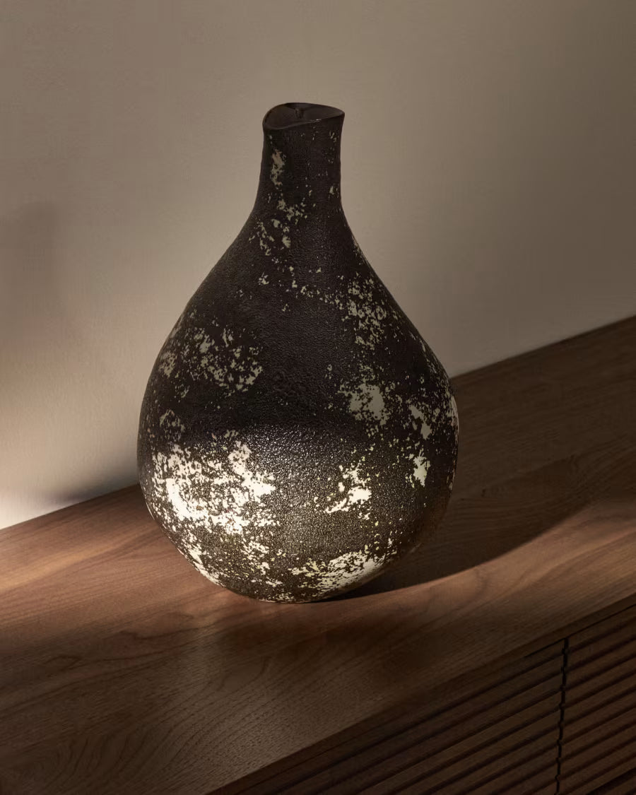 Vaso Orelin in ceramica nera e bianca 39 cm