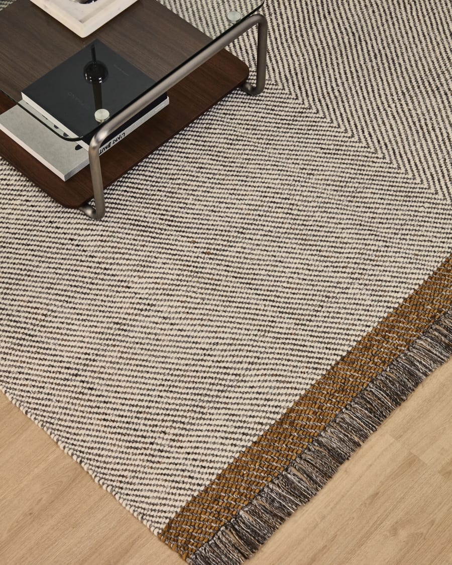 Tappeto Brina in lana jacquard a spina di pesce beige 230 x 160 cm