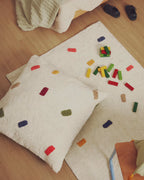 Fodera per cuscino da pavimento Epifania in 100% cotone bianco con pois multicolore