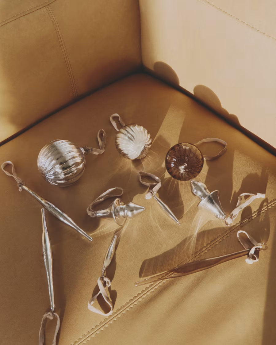 Set Isven di 2 ornamenti da appendere in vetro riciclato argentato 10 cm