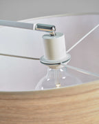 Lampada da terra Juhe in legno di frassino