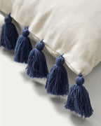 Copricuscino Tandani in cotone beige con elefante ricamato blu 30 x 50 cm