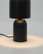 Lampada da tavolo Monze in metallo verniciato nero