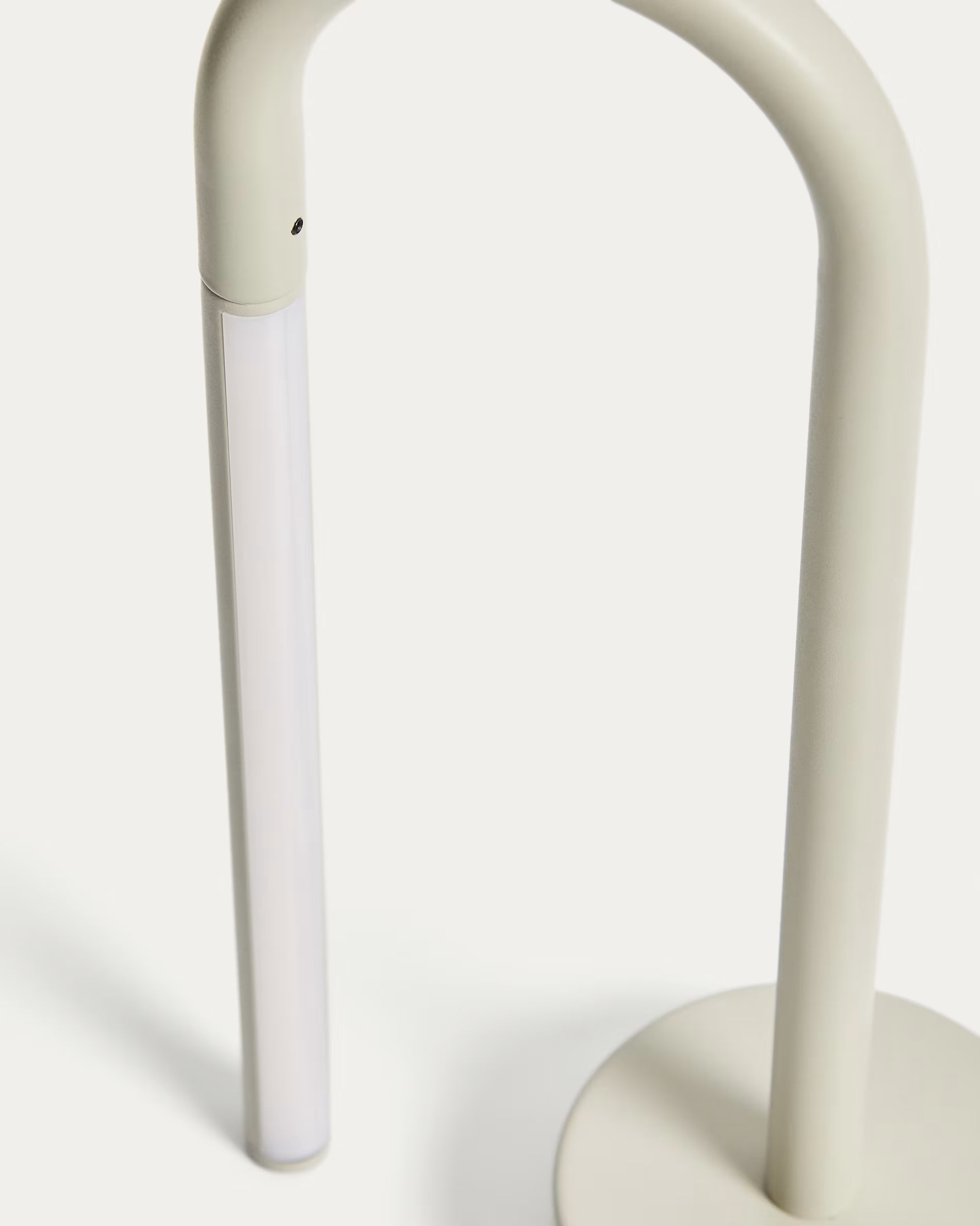 Lampada da tavolo portatile Bow in alluminio grigio