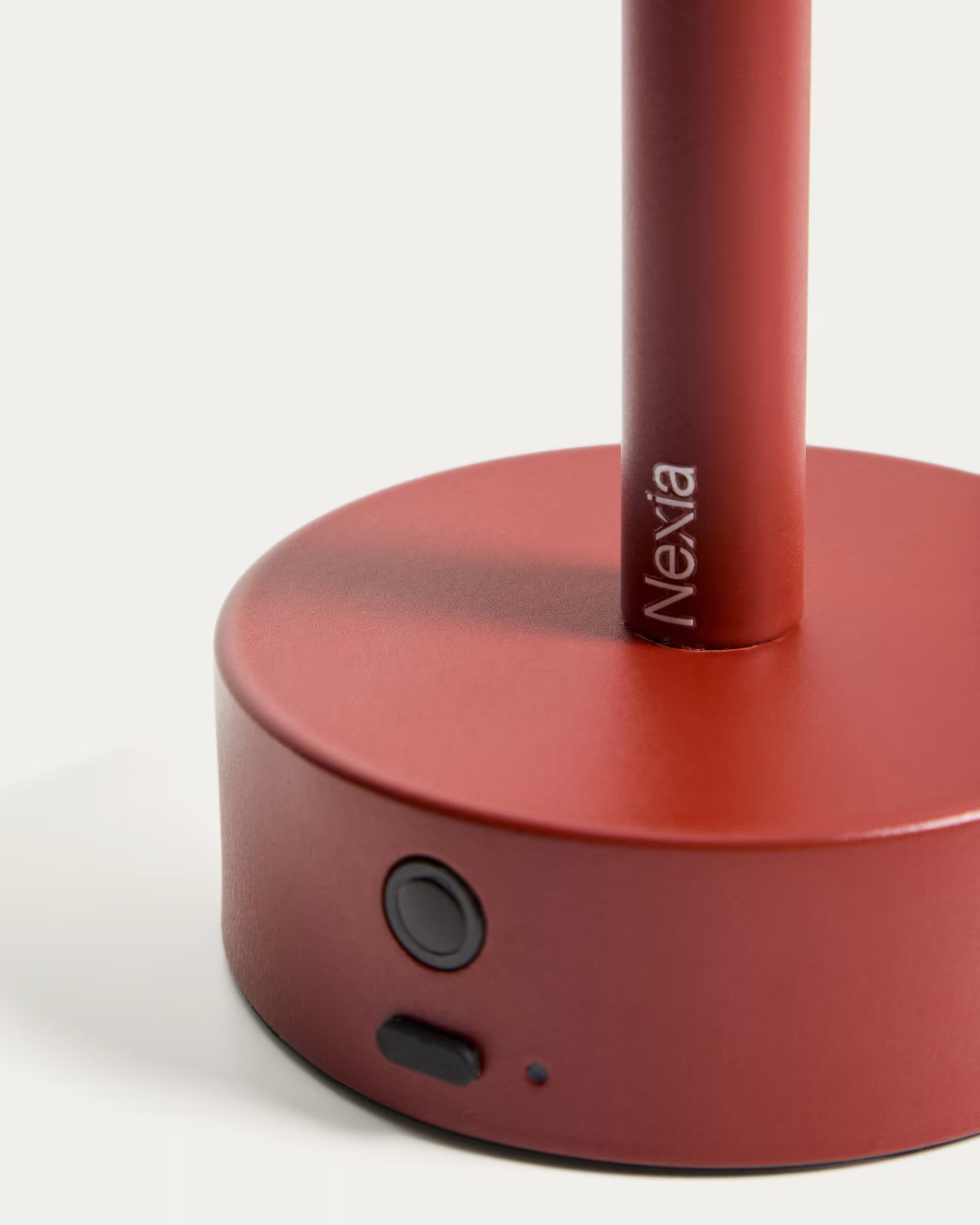 Lampada da tavolo portatile Bow in alluminio rosso