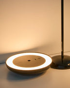 Lampada da tavolo portatile Porte in alluminio nero