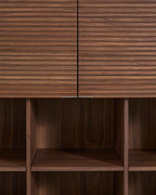 Credenza alta Norlen 4 ante in impiallacciato di noce FSC Mix Credit 100 x 163 cm
