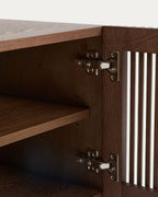 Scarpiera Beyla a 2 ante in impiallacciato e legno massiccio di frassino con finitura tono noce 98,5 cm