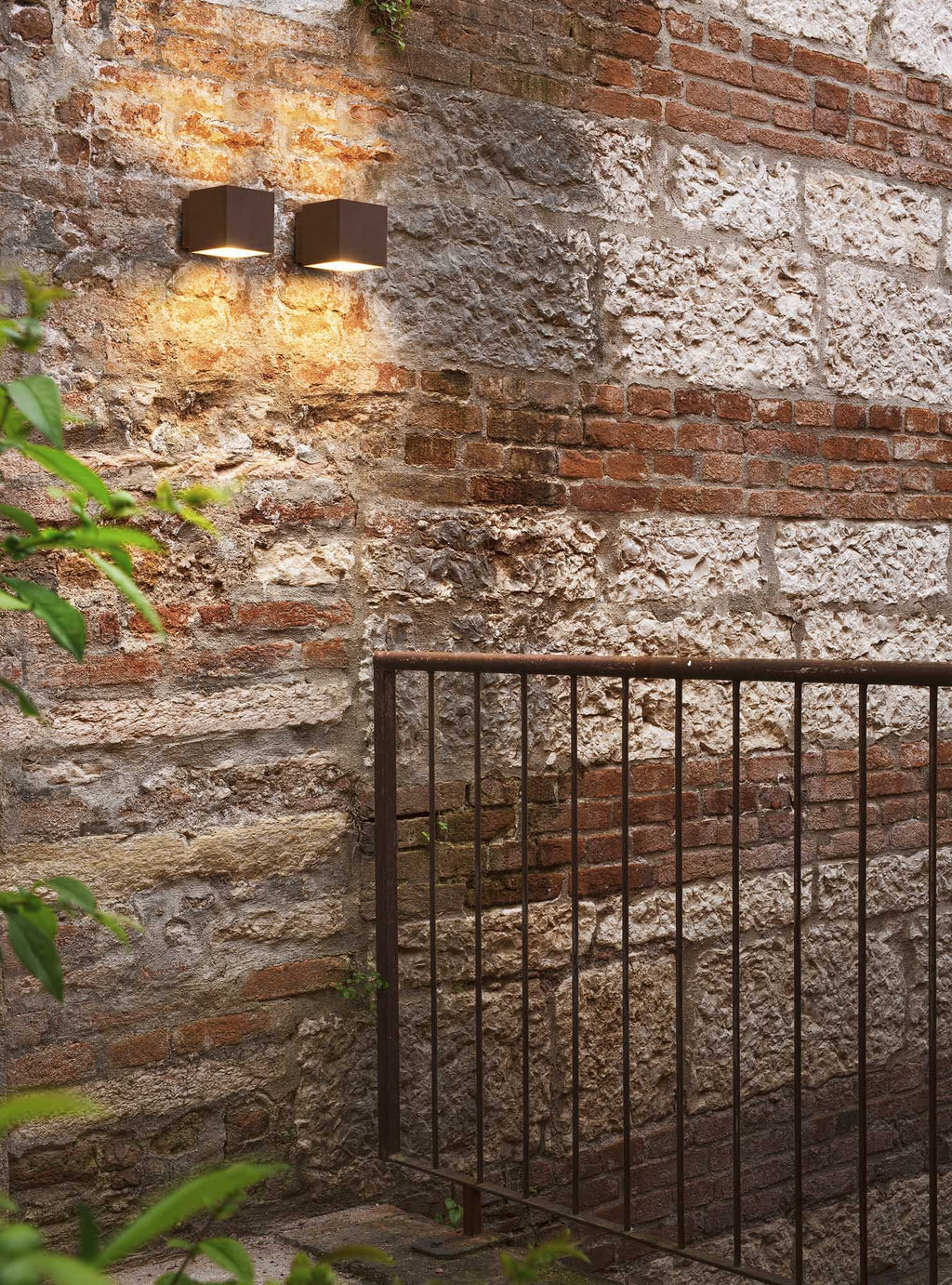 Lampada a parete outdoor UP&DOWN Art. 605