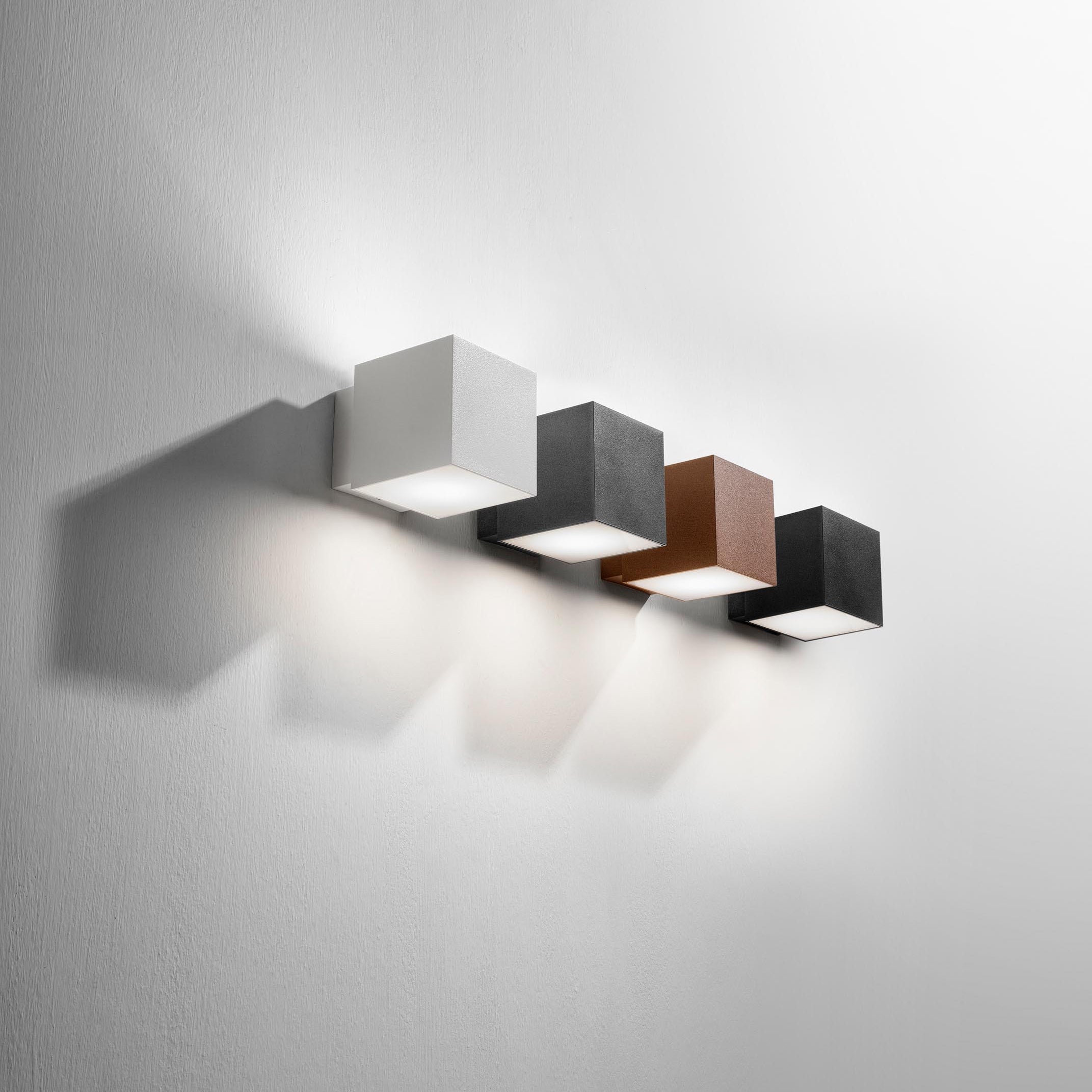 Lampada a parete outdoor UP&DOWN Art. 605