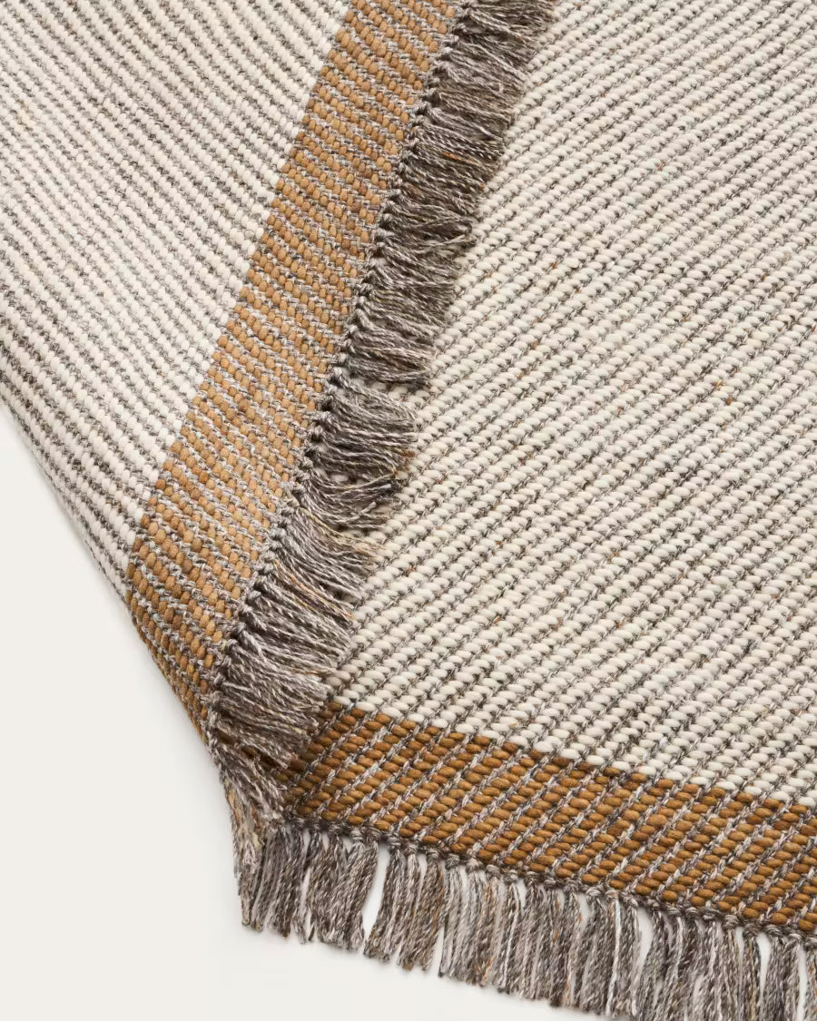 Tappeto Brina in lana jacquard a spina di pesce beige 230 x 160 cm