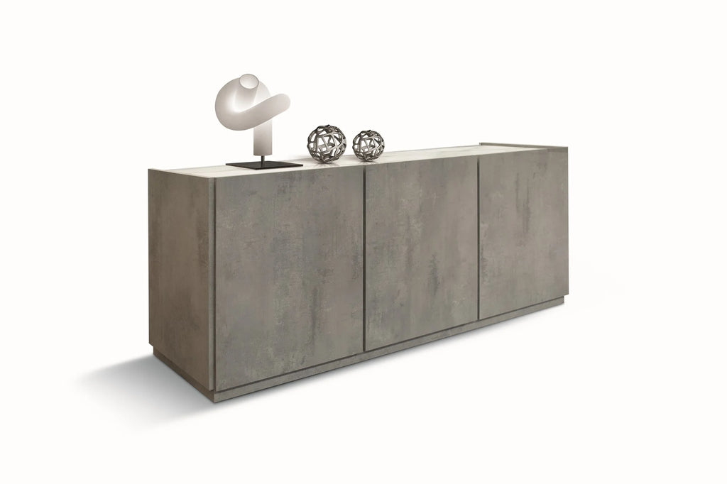 Credenza FAVIGNANA in legno, finitura in grigio cemento, piano effetto marmo statuario, 200×50 cm