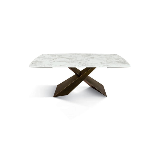 Tavolo FIGARI in vetroceramica bianco arabesco con gambe a X in metallo bronzo, allungabile