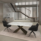 Tavolo FIGARI in vetroceramica bianco arabesco con gambe a X in metallo bronzo, allungabile