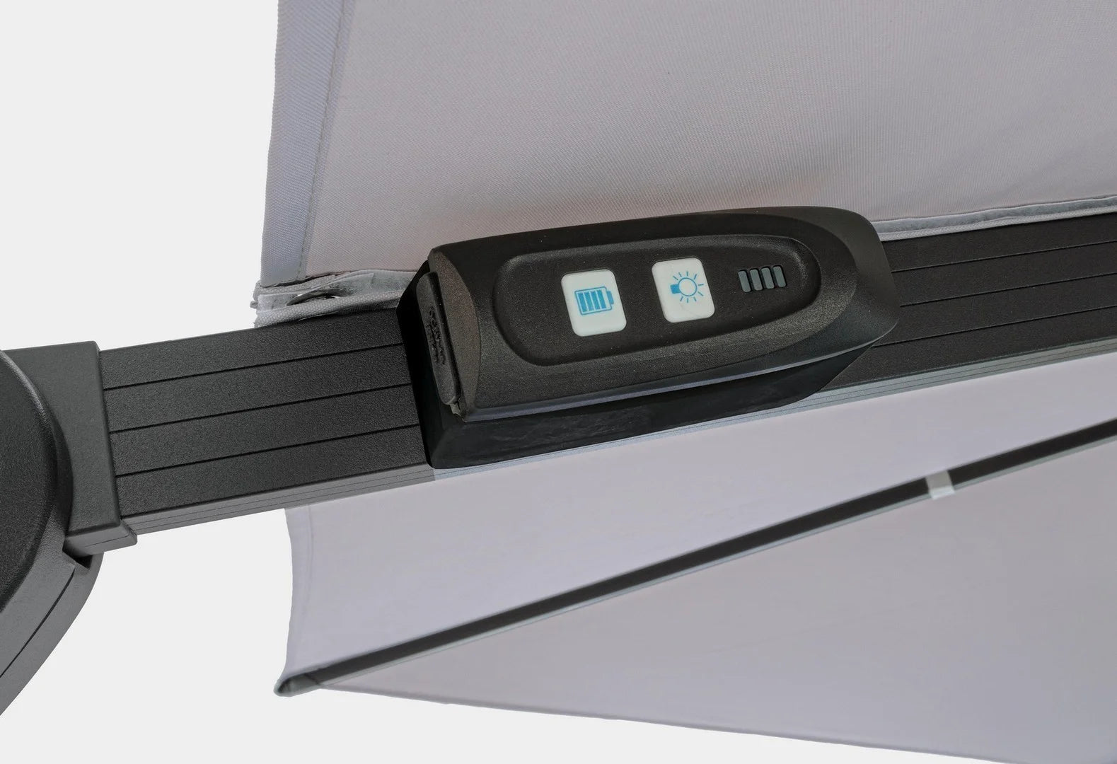 Ombrellone a braccio INES con luci LED in alluminio antracite e telo grigio chiaro 2×3
