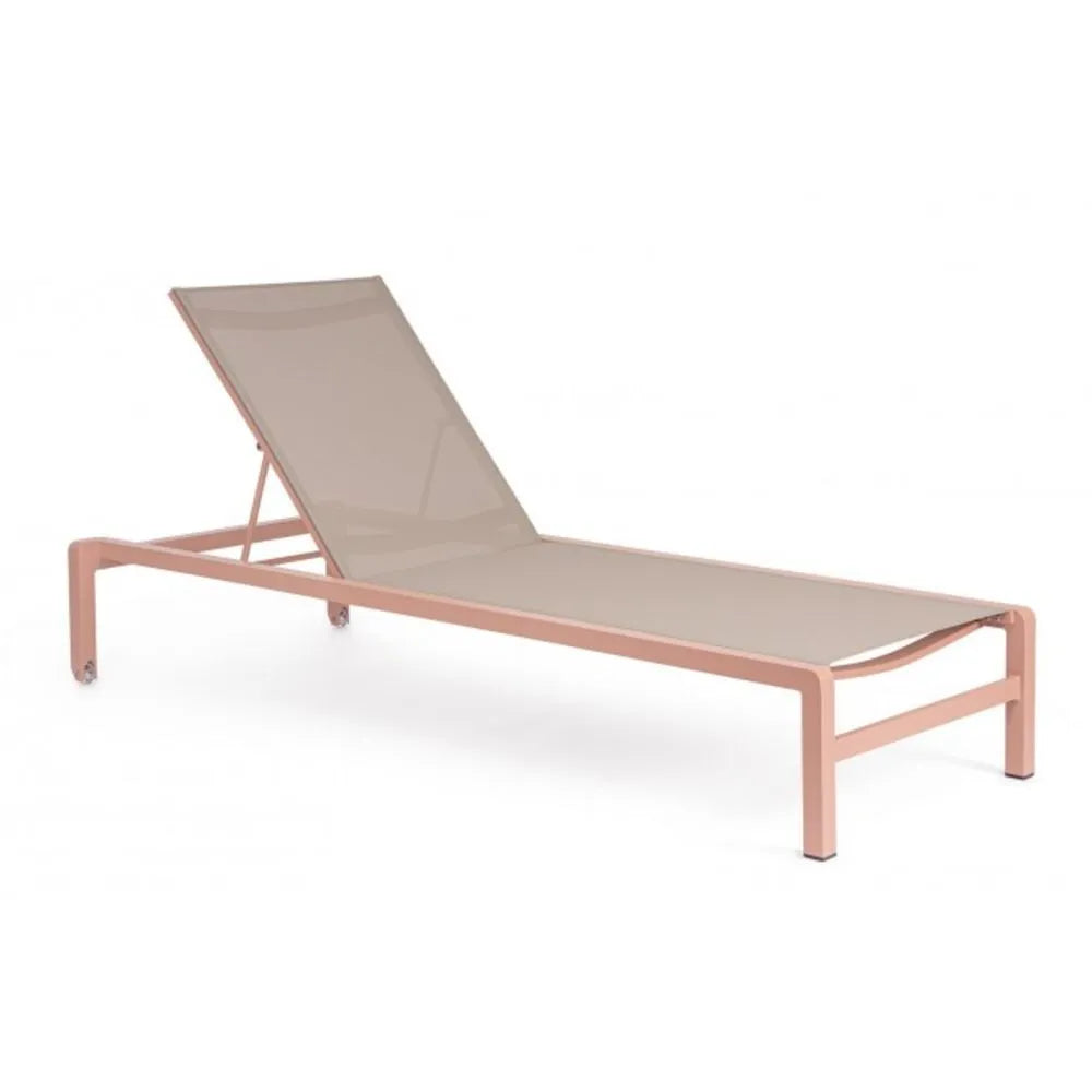 Set di 4 lettini reclinabili KONNOR in alluminio rosa e textilene tortora, con ruote