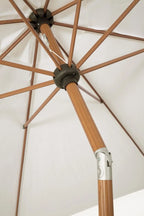 Ombrellone rotondo PALINURO con palo centrale in acciaio e telo bianco